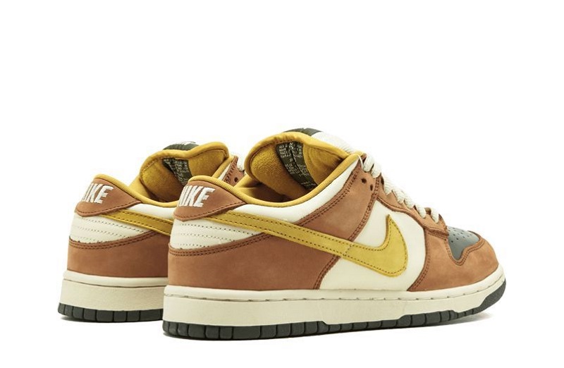 Dunk SB Low Vapour Mineral Yellow Reps (3)