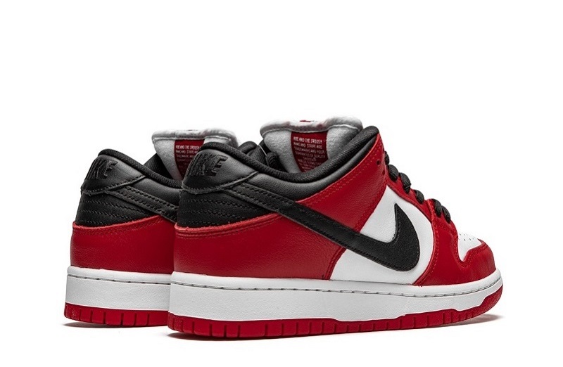 SB Dunk Low Pro Chicago Reps (3)