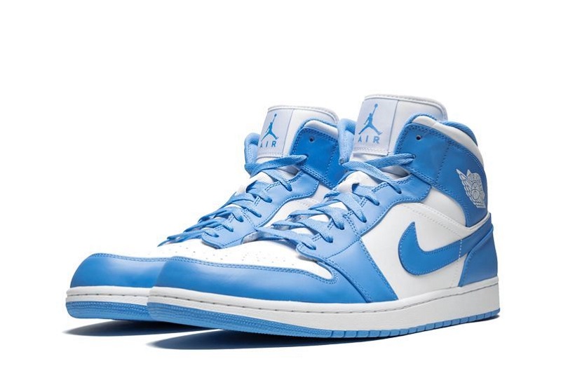 Air Jordan 1 Mid UNC Reps (2)