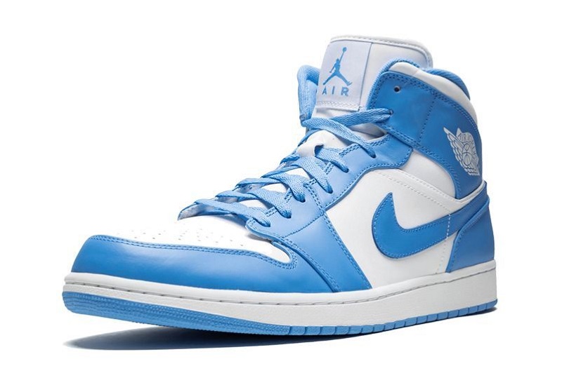 Air Jordan 1 Mid UNC Reps (4)