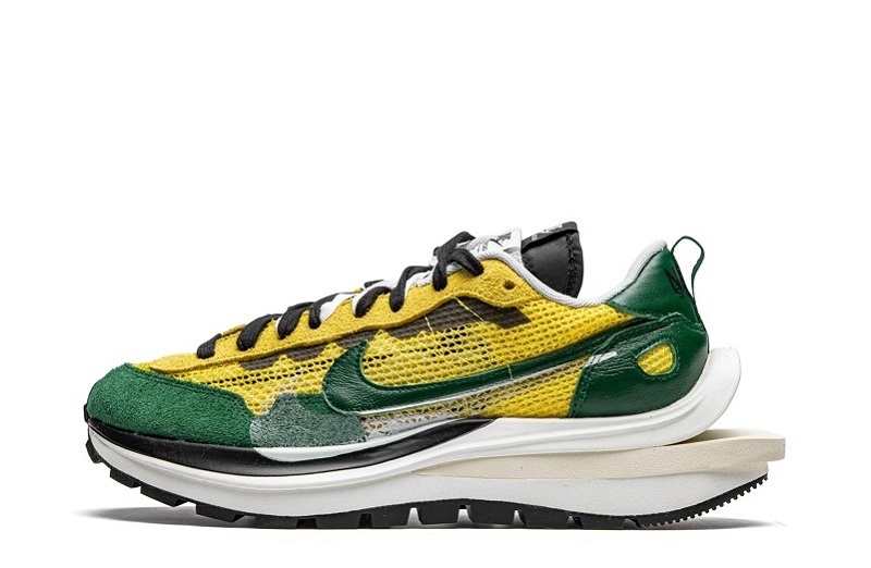 Sacai x Nike VaporWaffle Tour Yellow Reps (1)